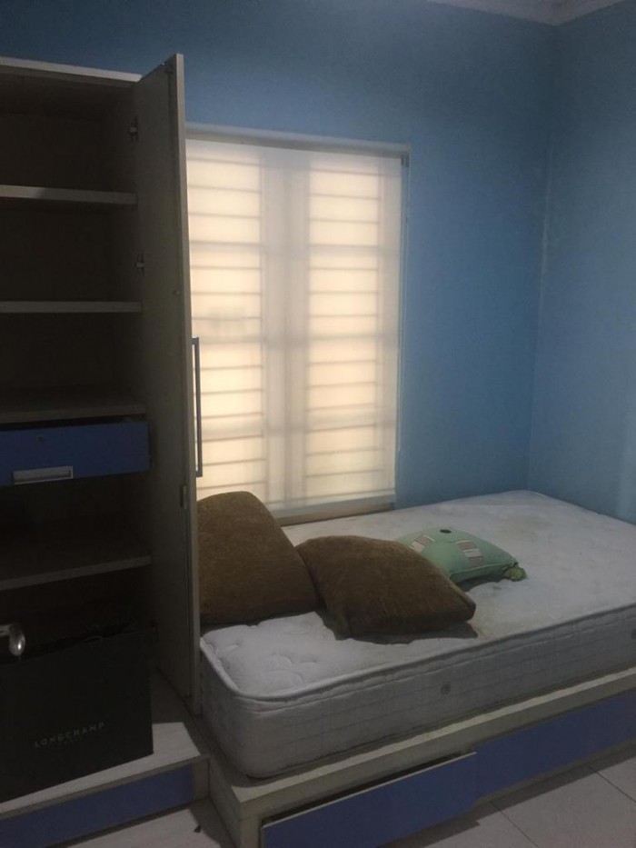 Disewakan rumah di Acacia Lippo Cikarang